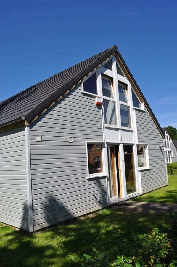 Bungalow Froidchapelle Luaran gambar